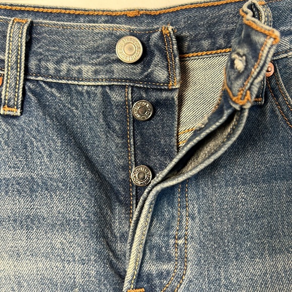 Levi’s 501 Vintage Shorts - Picture 3 of 12